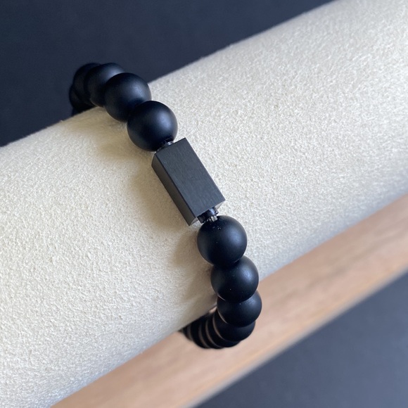 Matte Black Onyx Buddha Bracelet - Picture 3 of 4